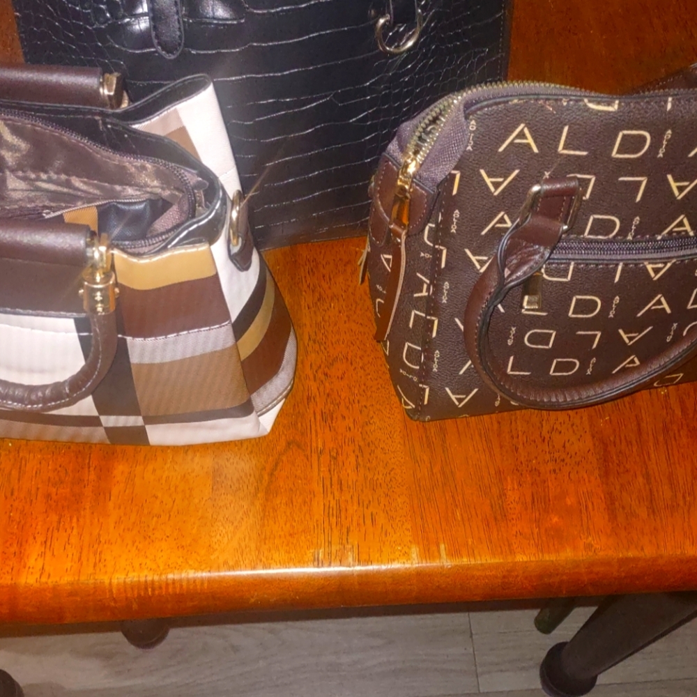 LOT 3 Handbags